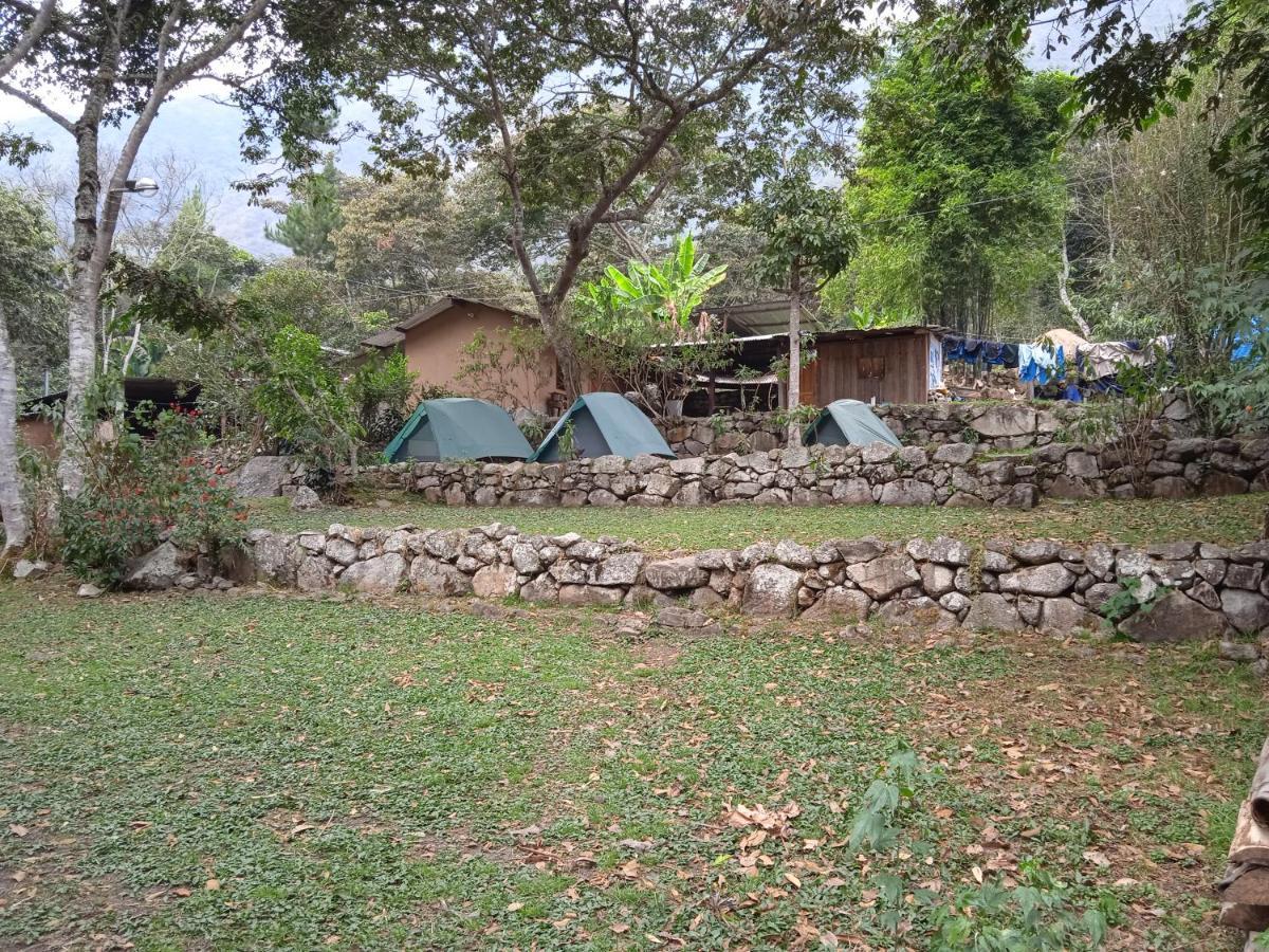 Lia B&B Lucmabamba Sahuayaco ภายนอก รูปภาพ