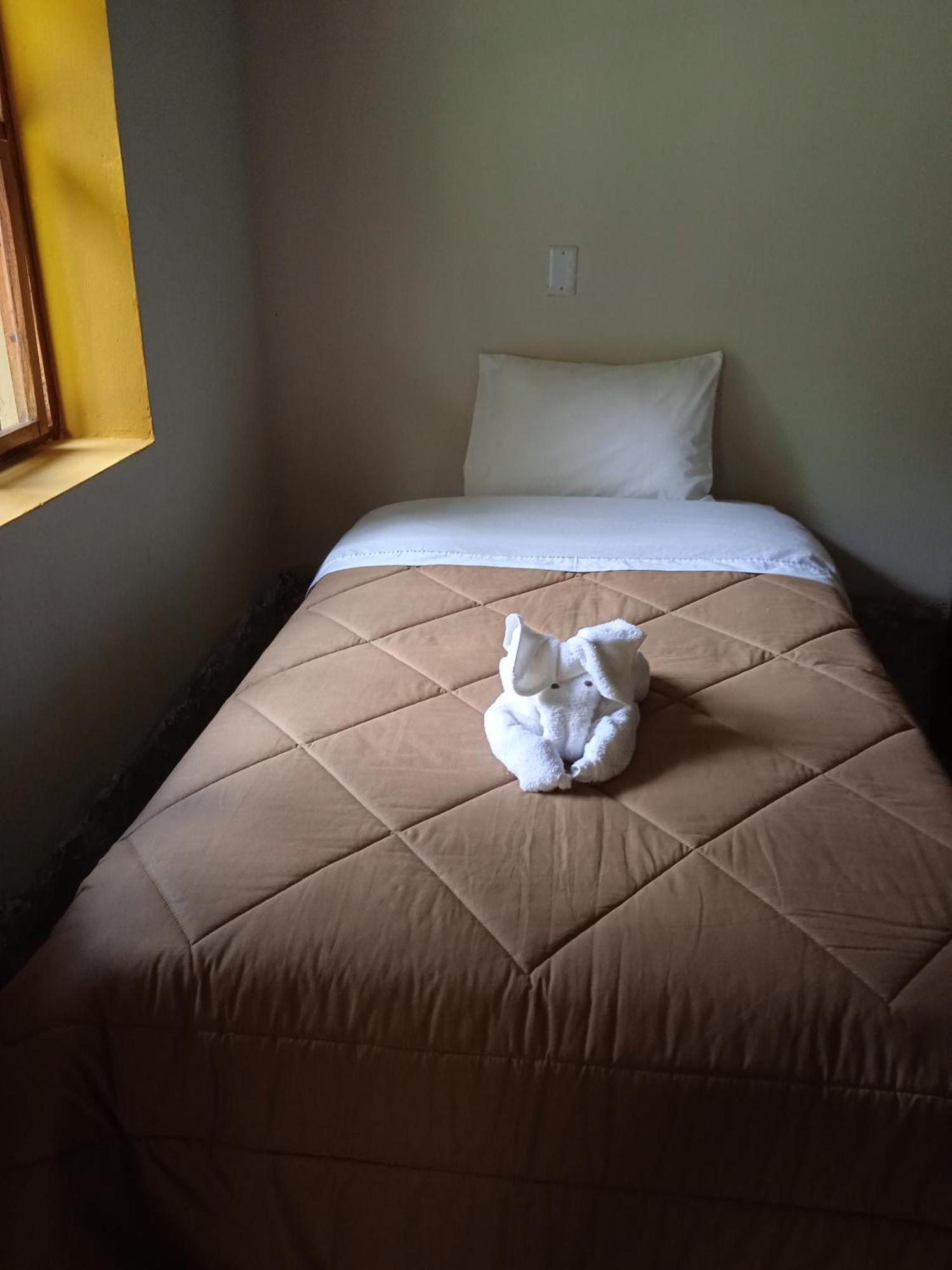 Lia B&B Lucmabamba Sahuayaco ภายนอก รูปภาพ