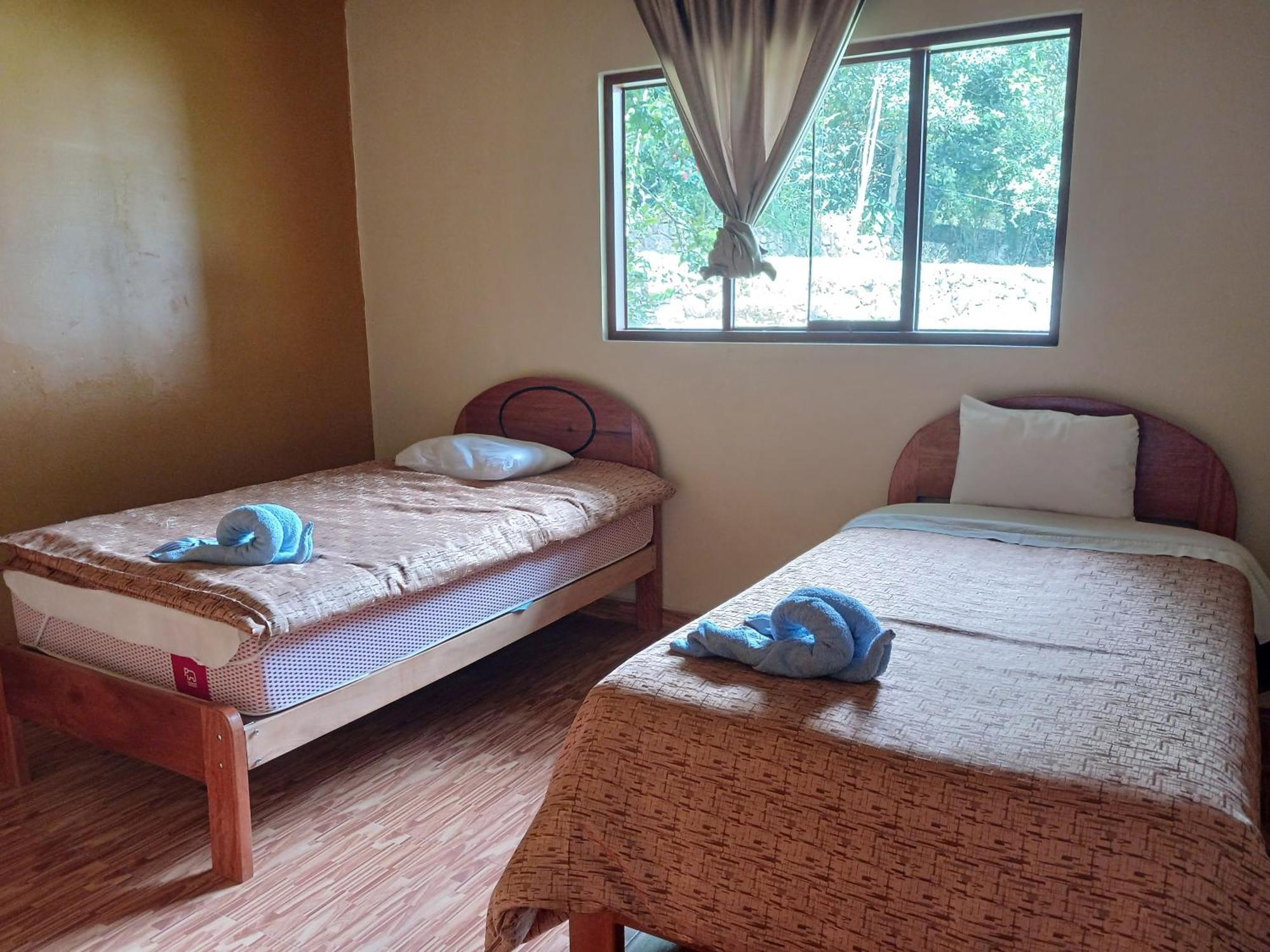 Lia B&B Lucmabamba Sahuayaco ภายนอก รูปภาพ